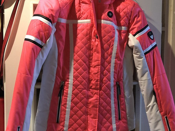 Женская куртка icepeak, новая