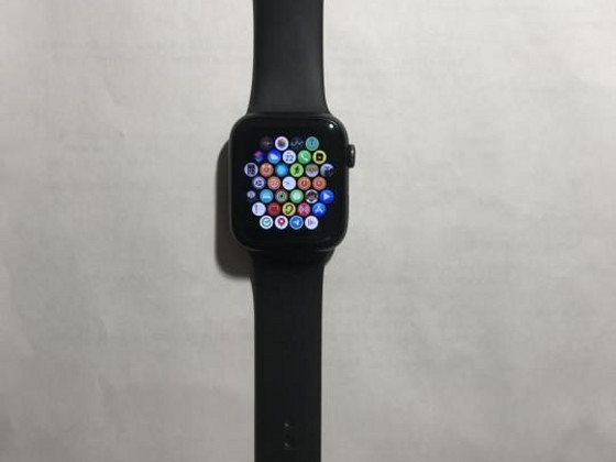 Apple Watch SE 44 mm