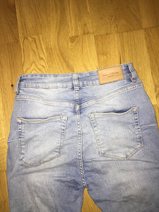 Джинсы женские (2 фото из 2)