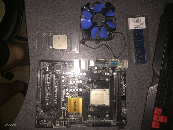 Материнская плата ( Asrock -N68-GS4 FX) ,2 проца и память,