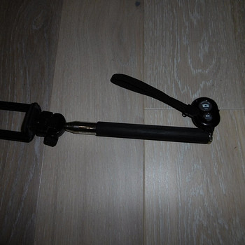 Bluetooth monopood