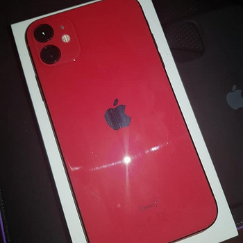 I Phone 11 64GB