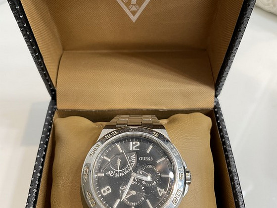 Мужские часы Guess