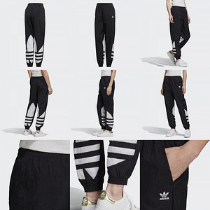 Продам женские спортивные штаны Adidas (1 фото из 3)