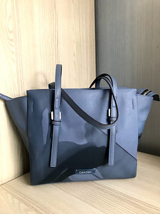 Calvin Klein сумка (3 фото из 3)