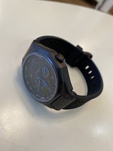 Watch (1 foto / 3)