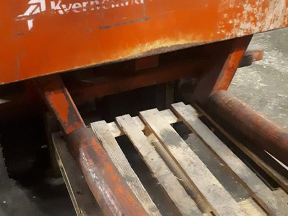 Захват Kverneland UN7700