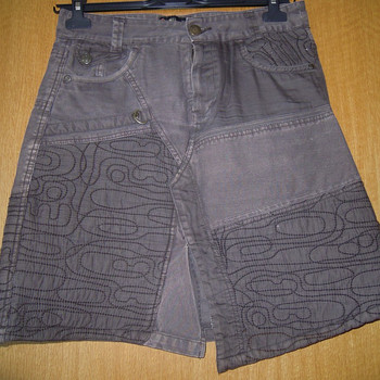 NTS Jeans seelik