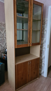 Продам шкаф витрина (1 фото из 2)