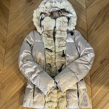 Продам куртку Max Mara