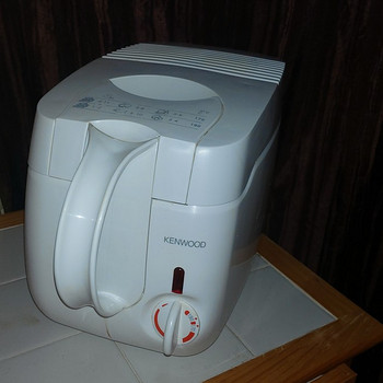 Маленькая фритюрница Kenwood