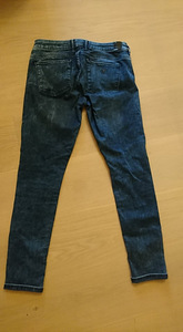 Guess джинсы (2 фото из 2)