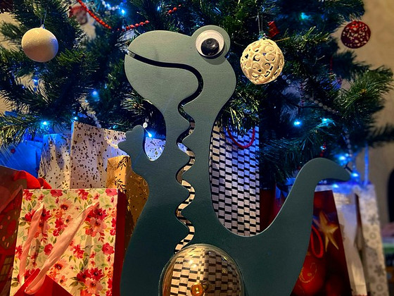 Dino hoiukarp