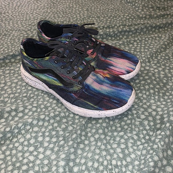 Vans tossud, 42