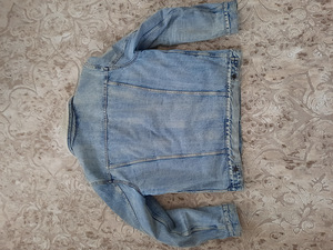 Teksatagi Levis (2 foto / 3)