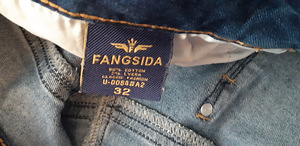 Fangsida teksad (5 foto / 7)