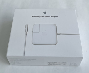 Apple Adapter 45W MagSafe Power Adapter (1 foto / 2)