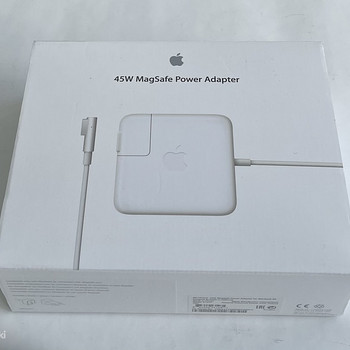 Apple Adapter 45W MagSafe Power Adapter