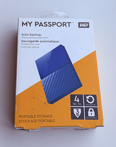 Western Digital WD My Passport 4TB , Blue (1 foto / 5)