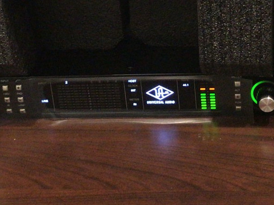 Универсальный Audio Apollo 8 QUAD 18x24 Thunderbolt 2 Audio Int
