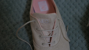 Лёгкие кроссовки adidas neo (2 фото из 5)