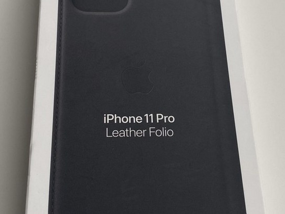 iPhone 11 Pro Leather Folio Black