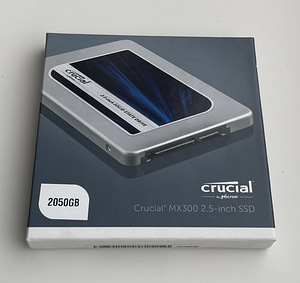 Crucial SSD SATA2.5" 2050GB MX300 (1 фото из 2)