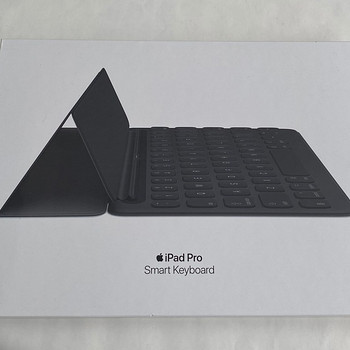 Apple iPad 10.5 Smart Keyboard