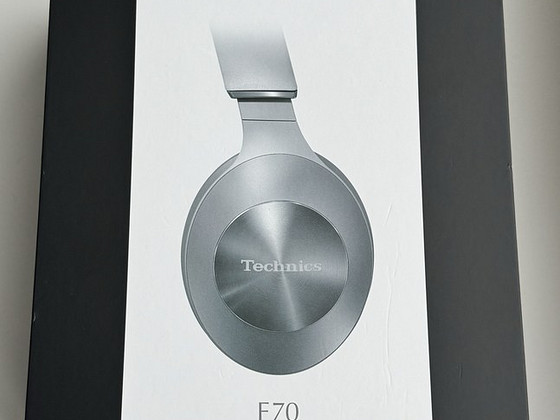Technics F70 Premium Wireless Headphones Silver