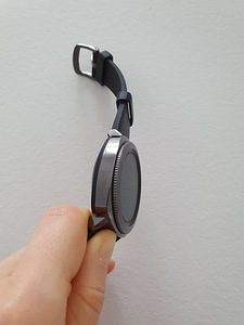 Samsung Gear Sport 42mm Black + rose gold belt (2 foto / 9)