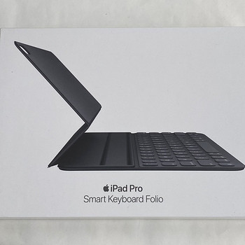 iPad Pro 11 (Late 2018) Smart Keyboard Folio