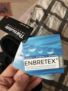 Абсолютно новые зимние водоотталкивающие перчатки (3 фото из 3)