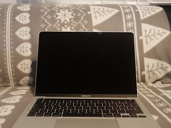 UUS MacBook Pro 2020 13-tolline
