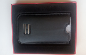 Чехол Tommy Hilfiger (3 фото из 3)
