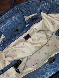 Guess сумка (2 фото из 3)