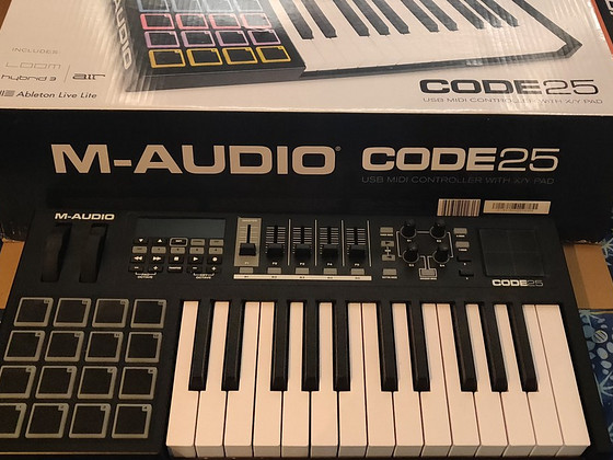 M-Audio Code 25