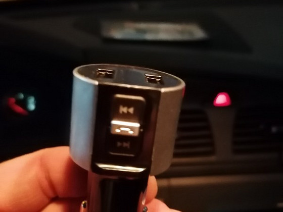 FM Bluetooth Phone MP3 передатчик