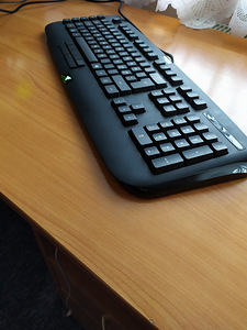 Продам подержанную клавиатуру razer anasis! (4 фото из 4)