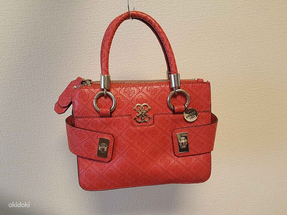 Сумка Guess