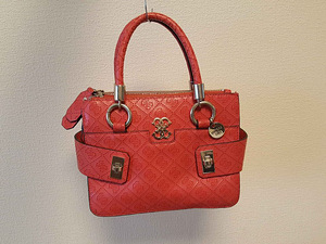 Сумка Guess (1 фото из 3)