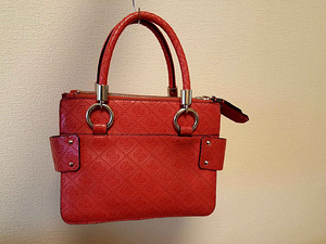 Сумка Guess (2 фото из 3)