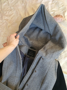 Продажа пальто (4 фото из 4)