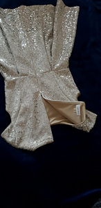 Calvin Klein litterkleit (5 foto / 5)