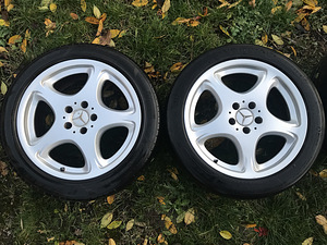Mercedes-Benz оригинальные литые диски R18 5x112 (2 фото из 7)