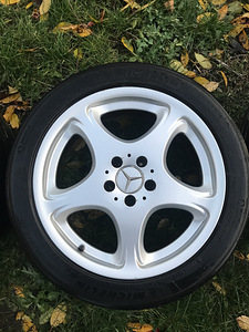 Mercedes-Benz оригинальные литые диски R18 5x112 (7 фото из 7)