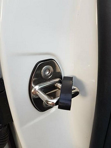 Упор замка дверей (Демпфер) VAG 4E4837763 Audi, VW, Seat (1 фото з 4)