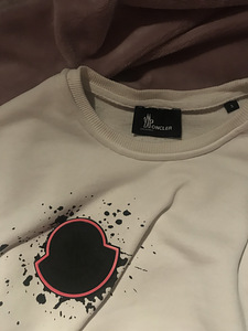 Moncler sweatshirt (2 фото из 2)