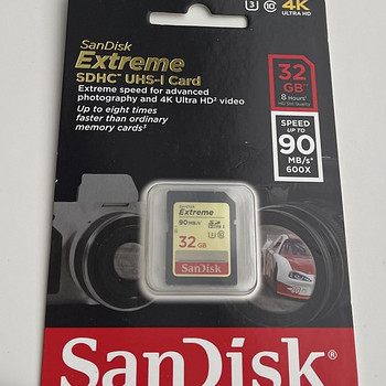 SanDisk SDXC Extreme SDXC 32GB/64GB 90MB/s Class 10