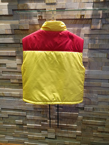 Vest RECLAIMED VINTAGE suurus S (3 foto / 5)