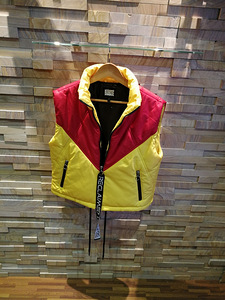 Vest RECLAIMED VINTAGE suurus S (5 foto / 5)
